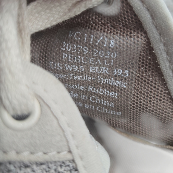 OluKai Pehuea Li Lace Up Comfort Taupe Mesh Sneakers Women’s Size W 9.5 - Picture 2 of 10